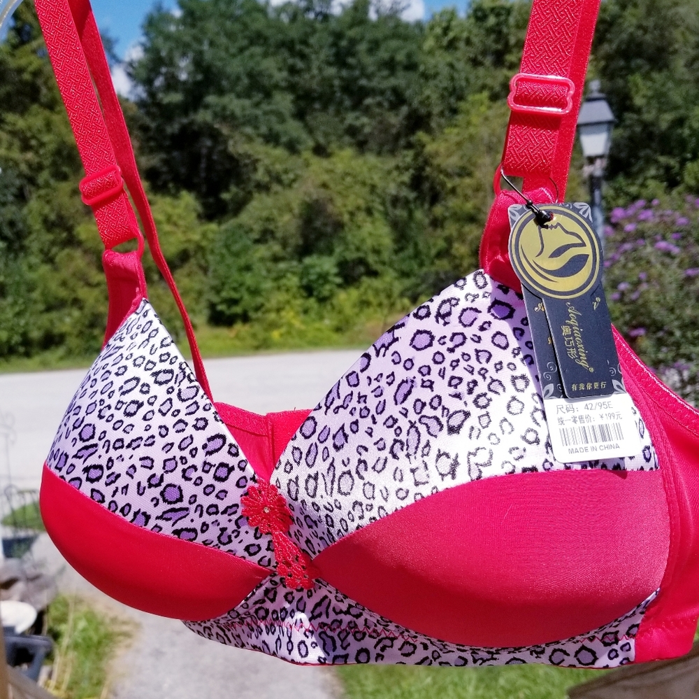 New Bra - Picture 2 of 7